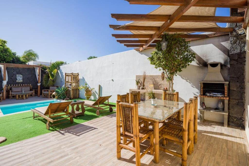 Villa La Isla By Rentaholidayslanzarote بلايا بلانكا المظهر الخارجي الصورة