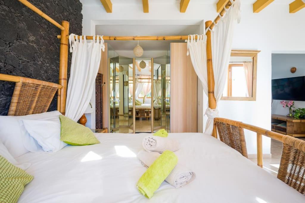 Villa La Isla By Rentaholidayslanzarote بلايا بلانكا المظهر الخارجي الصورة