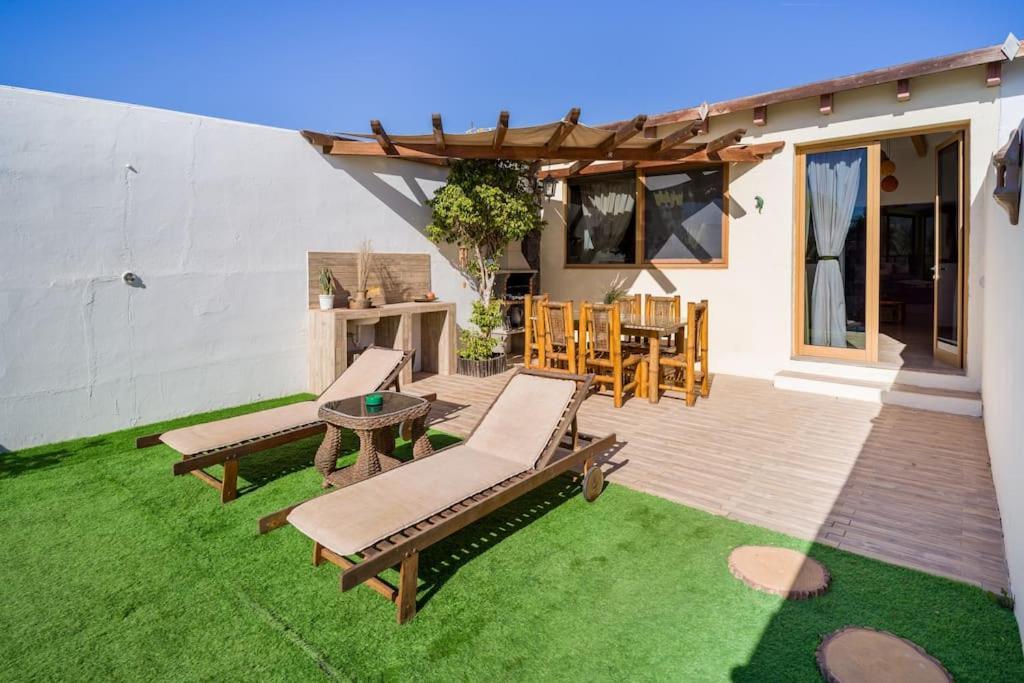 Villa La Isla By Rentaholidayslanzarote بلايا بلانكا المظهر الخارجي الصورة