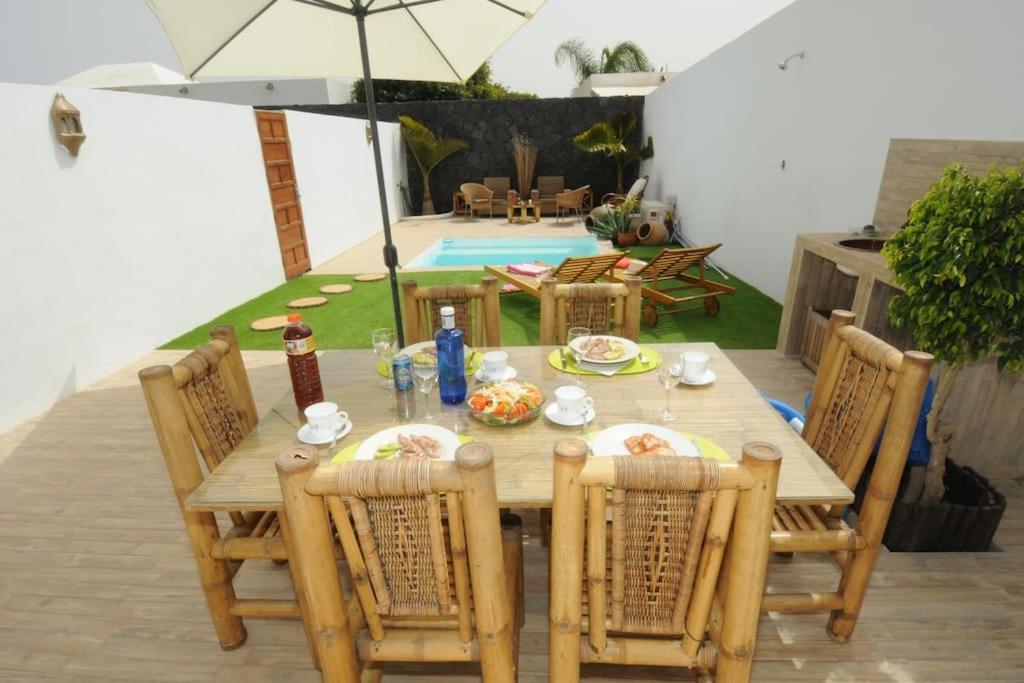 Villa La Isla By Rentaholidayslanzarote بلايا بلانكا المظهر الخارجي الصورة