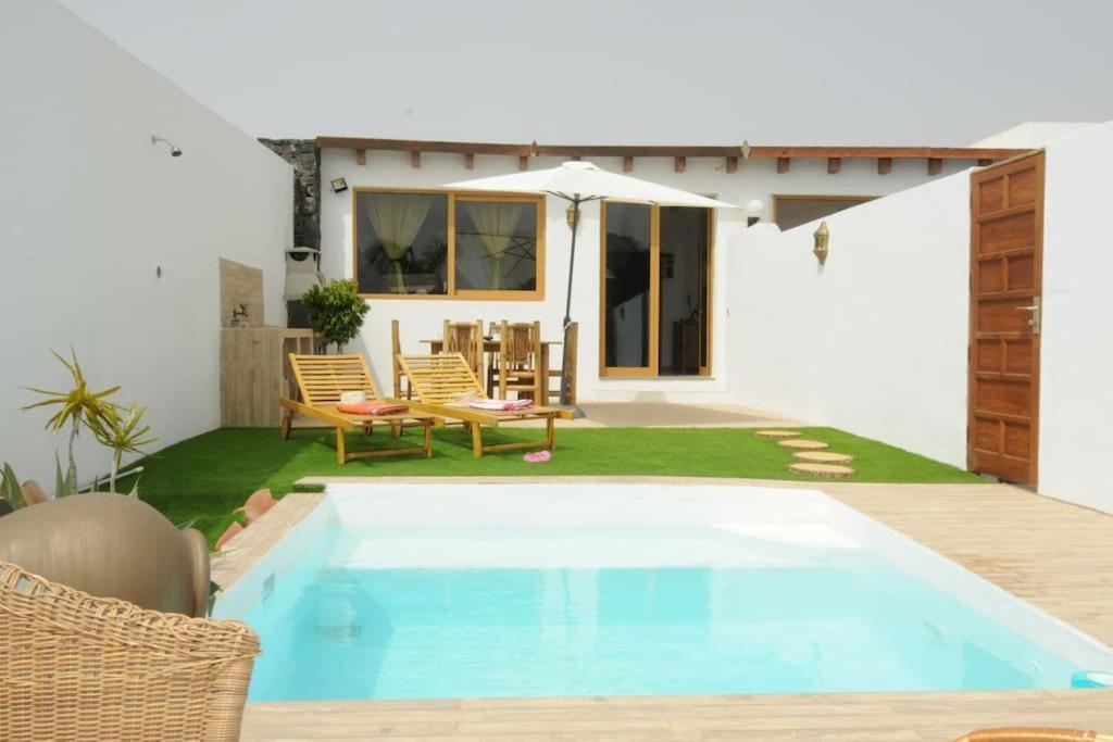 Villa La Isla By Rentaholidayslanzarote بلايا بلانكا المظهر الخارجي الصورة