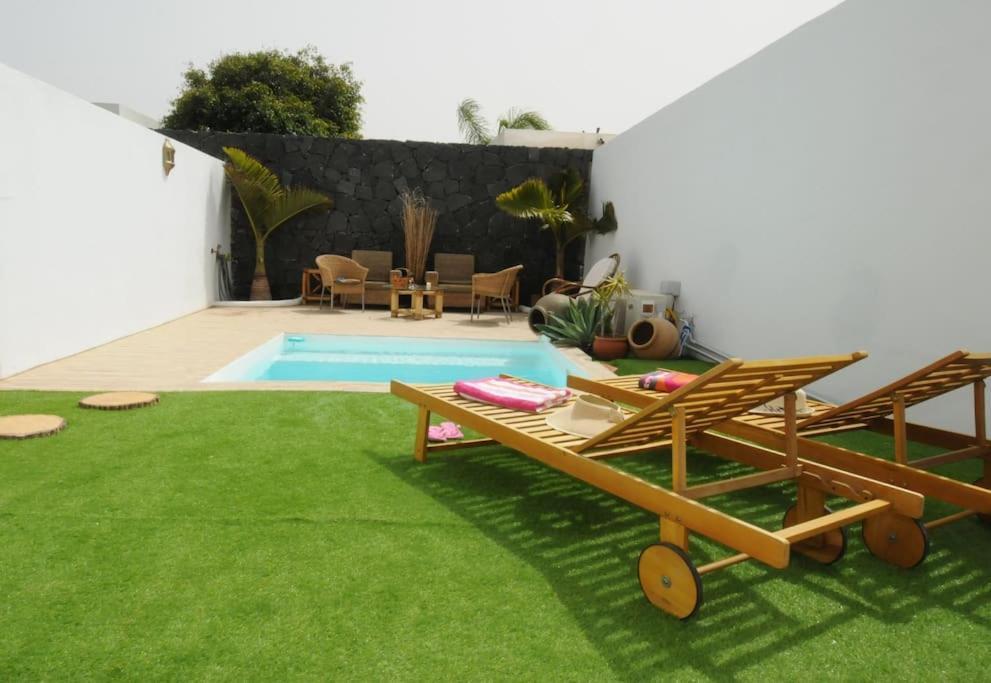 Villa La Isla By Rentaholidayslanzarote بلايا بلانكا المظهر الخارجي الصورة